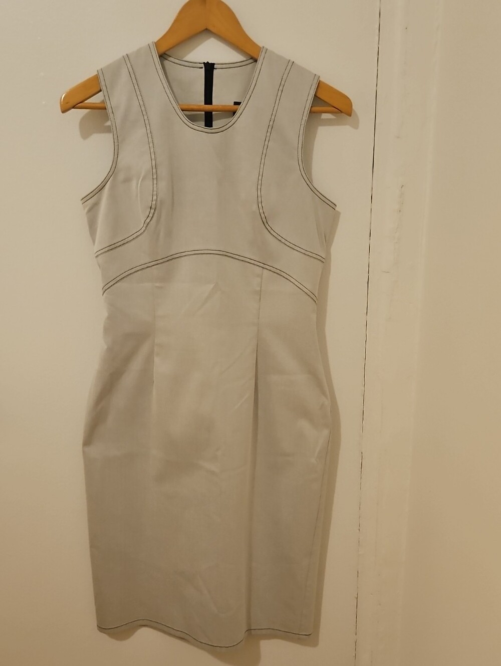 Sleeveless Light Gray Midi Sheath Dress